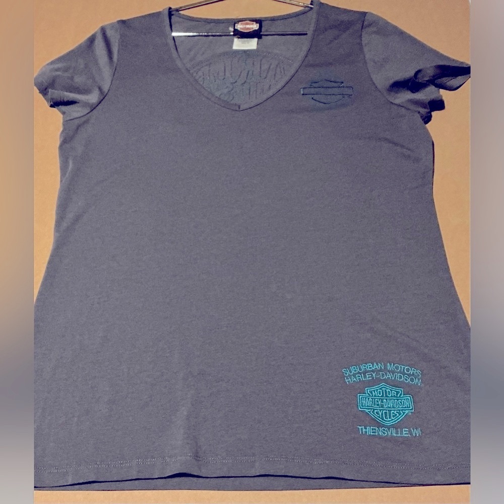 Vintage Harley-Davidson Women's Dark Gray and turquoise Tee with Blue Accents - Picture 2 of 10